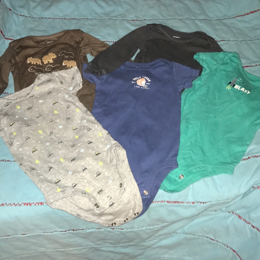 5 pack of mixed onesies